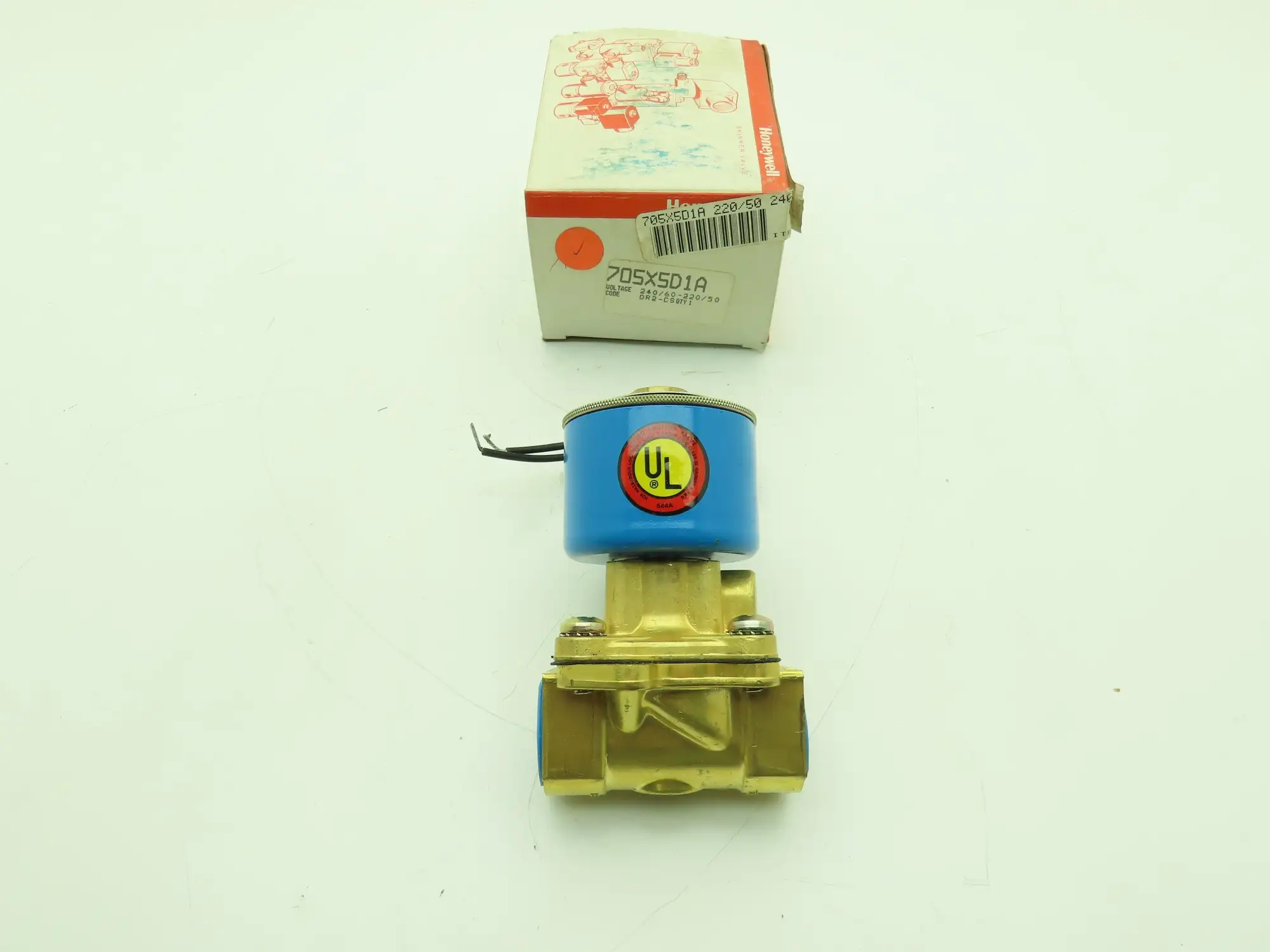 Honeywell Skinner 705X5D1A Brass Solenoid Valve 2-Way NC 240V 100 PSI 3/4" NPT