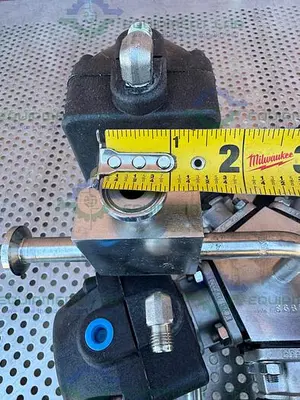 USED 6 ITT PURE FLO ADVANTAGE STAINLESS STEEL DIAPHRAGM VALVE W/1/2" SANITARY FITTING