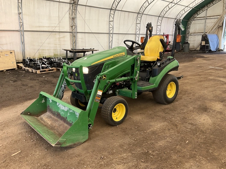 Used JOHN DEERE 1025 R Sub-Compact & Compact Tractors Michigan US | Miedema Asset Management Group #1413783