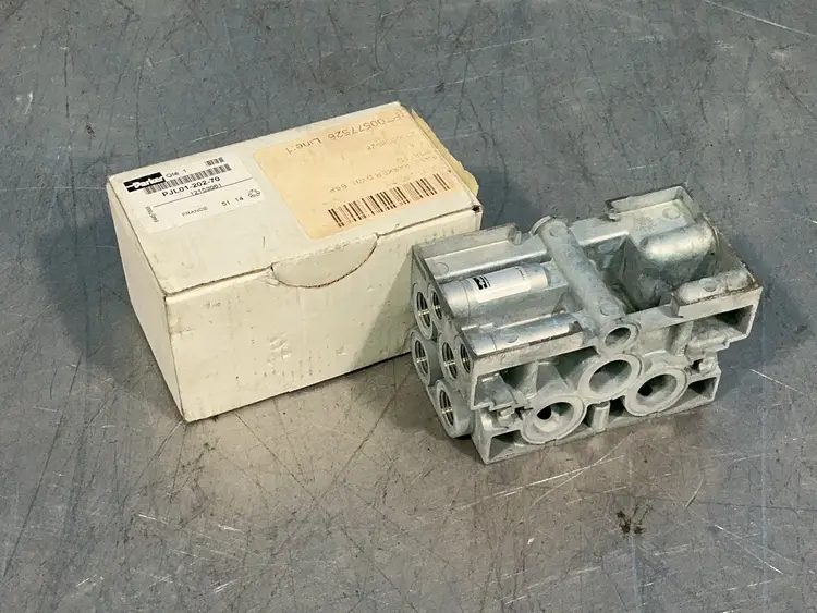 Used PARKER PJL0120270 Pumps Ohio US | HGR 24 #1314958
