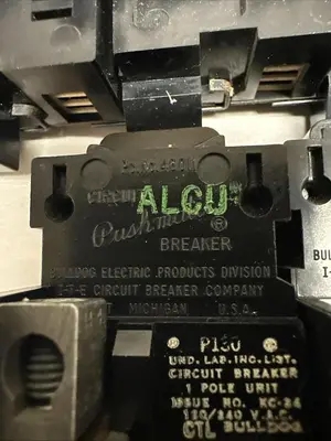 Used PUSHMATIC P130 Circuit Breakers | Surplus Asset Holdings #1189072