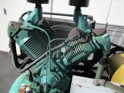 101 cfm @ 175 psi, Speedaire, Reciprocating Compressor, 2.86 m/min, 12-bar, 200 psi @ 650°F, 2013