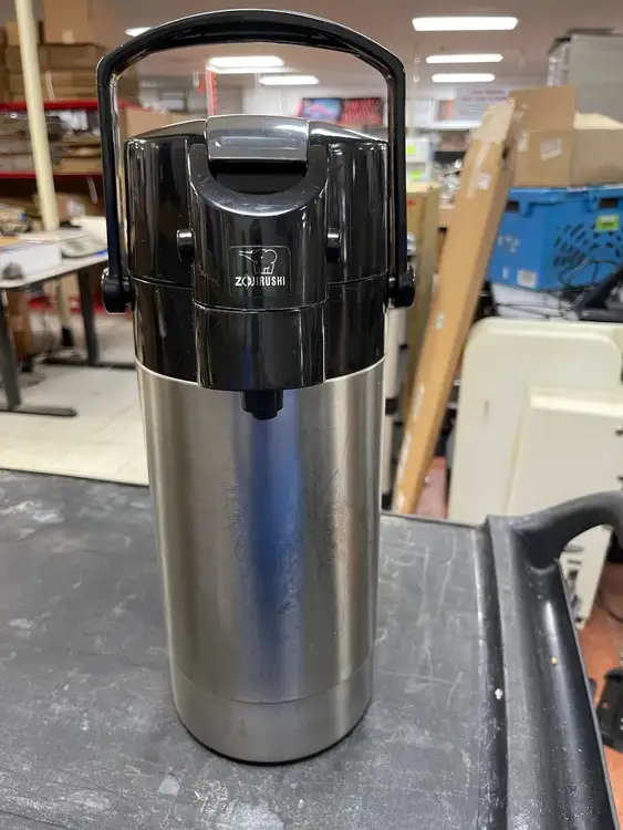 Used Zojirushi Used Zojirushi SR-AG30 3 Liter Stainless Steel Lined Coffee Air Pot Server Coffee Equipment Illinois US | Falcon Restaurant Supply #1376402