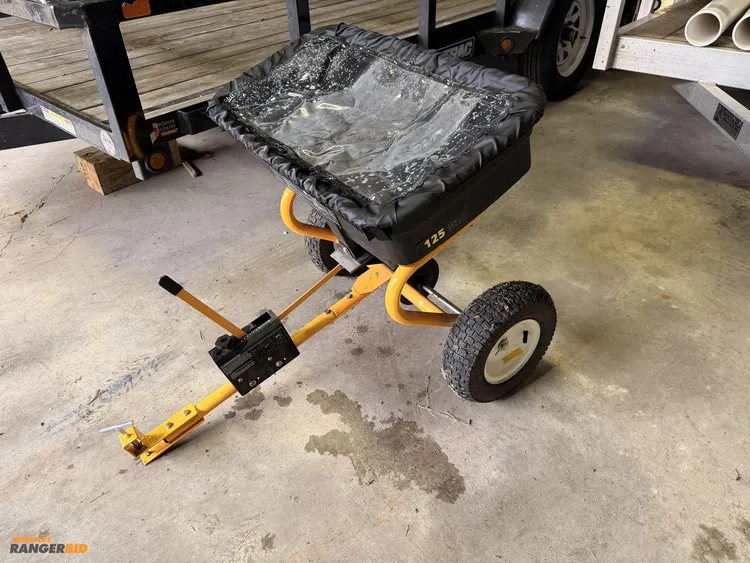 Used YARDWORKS TOWABLE FERTILIZER SPREADER Broadcast Spreaders Michigan US | Miedema Asset Management Group #1454357
