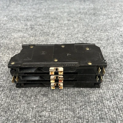 New | in-Stock Square D Q1380 Circuit Breakers California US | Davliegogo LLC #1707086