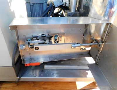 USED HOT POUR FILLER HOT POUR FILLER