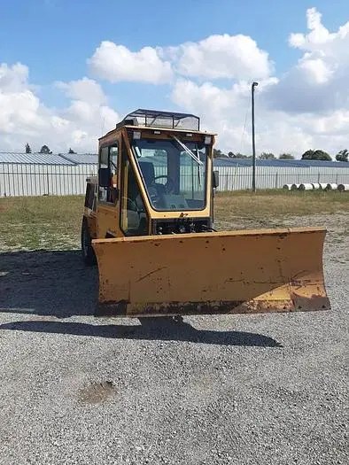 Used TRACKLESS VEHICLES MT5T Snow Removal & Equipment | OAK BAY MARKETING #394005