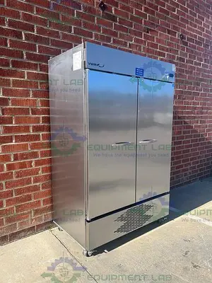 USED VWR GTVWG49FSSA STAINLESS STEEL DOUBLE DOOR FREEZER - 25°C 49 CU, FT.