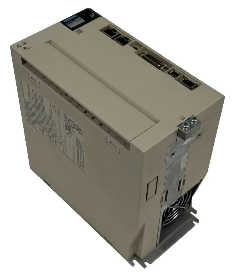 USED YASKAWA SGD7S-180A30A SERVOPACK DRIVE 200V SGD7S180A30A
