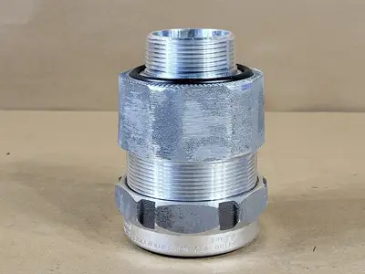 NEW THOMAS & BETTS ST150-472