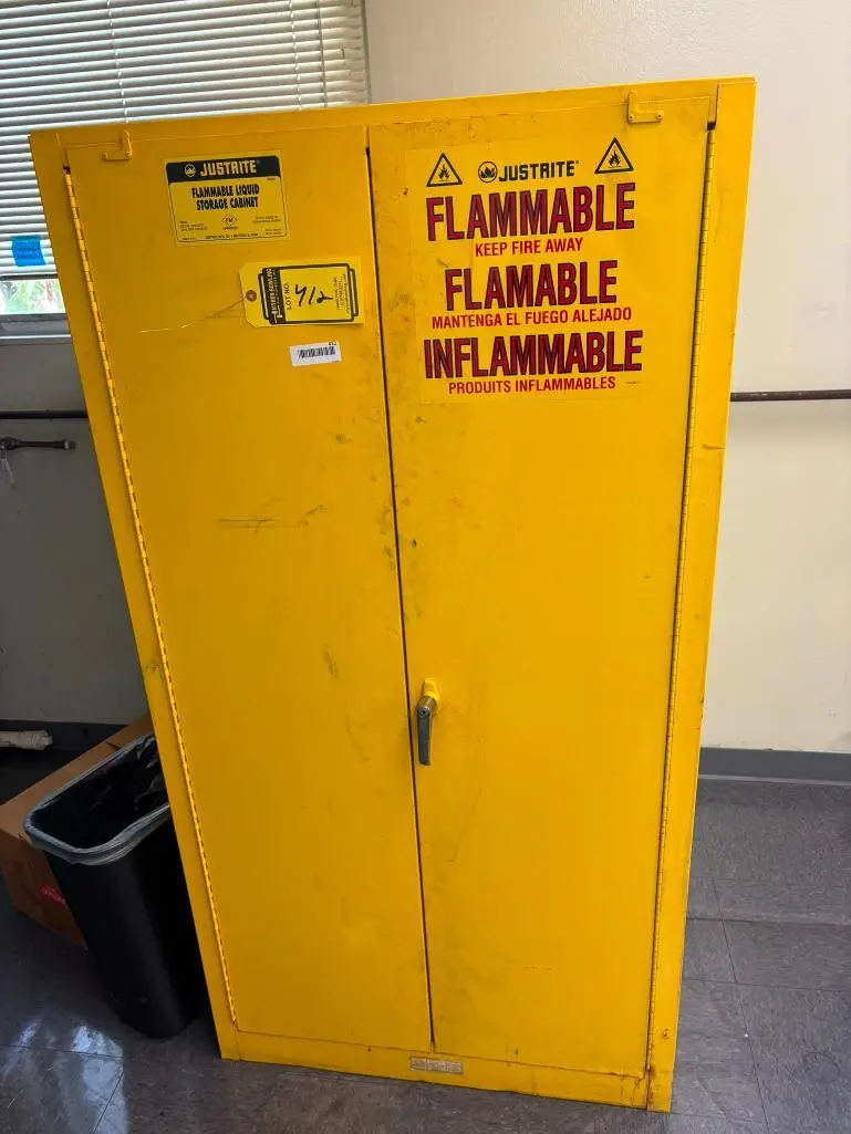 Used _UNKNOWN_ _UNKNOWN_ Hazardous Storage Units Ohio US | Myron Bowling Auctioneers Inc #1504655