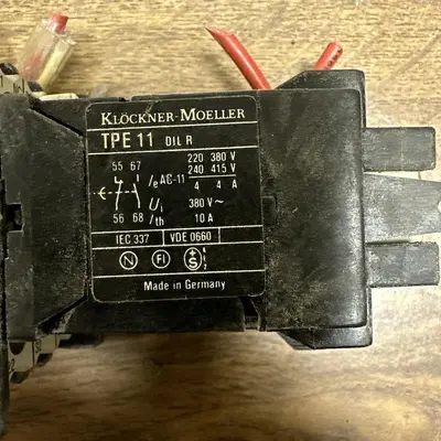 USED MOELLER DIL R22