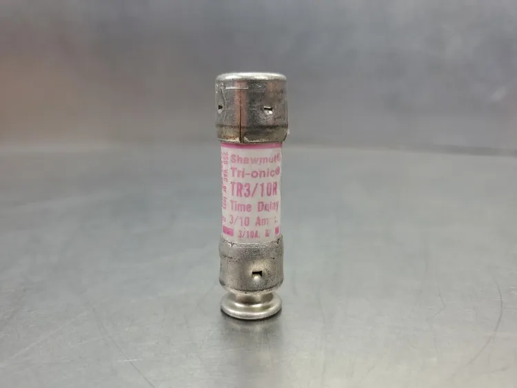 Used Shawmut _UNKNOWN_ Fuses | Palmetto Automation #1157726