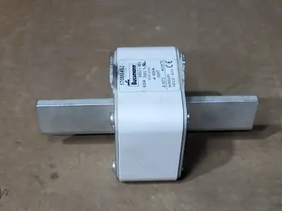 NEW BUSSMANN 170M6452