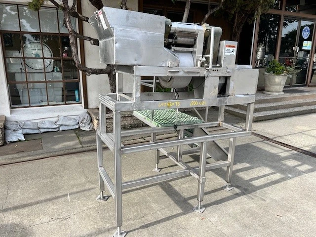 Used URSCHEL LABORATORIES GA DICER Slicers / Dicers / Cutters | The Equipment Butler #1046150
