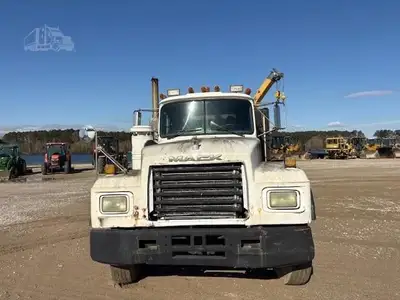 Used 1995 MACK RD690S Water Trucks North Carolina US | Southeastern Equipment Corp #1467794