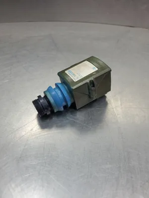 Opcon 1450B-6507 Reflex Photoelectric Sensor, 10-30 VDC. 5D-34