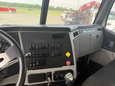 Used 2017 WESTERN STAR 4700 STELLAR Hooklifts & Roll-Offs Minnesota US | Carco Truck & Equipment #1513974