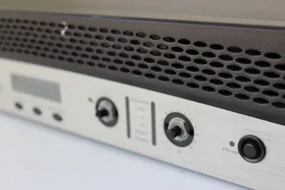 Power Amplifier Crown CDi 1000