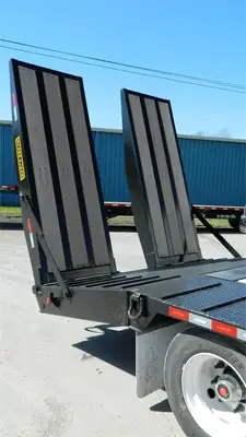 New | in-Stock 2026 PITTS LB51-33CS Lowboy Trailers Tennessee US | LMI Tennessee LLC #1505039