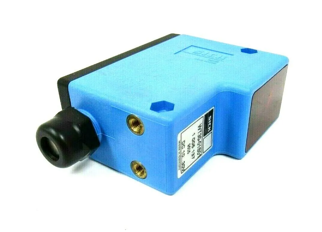 NEW SICK WT30-01S01 PHOTOELECTRIC SENSOR 1-005-137 WT3001S01