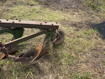 Used _UNKNOWN_ _UNKNOWN_ Moldboard Plows Michigan US | Miedema Asset Management Group #1443279