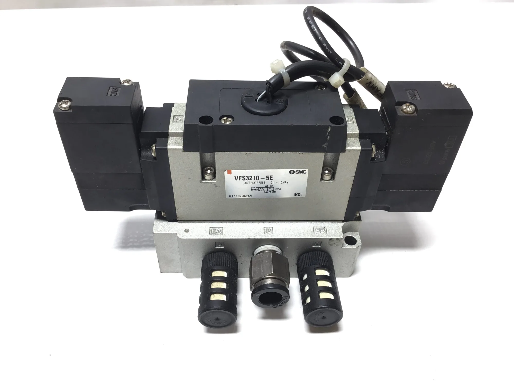 SMC VFS3210-5E Solenoid Valve With Base Supply Press 0.1-1.0MPa