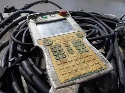 USED 2013 MOTOMAN / YASKAWA ELECTRIC MH6