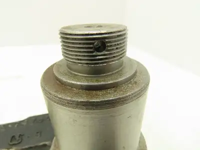 Yale 580011755 Forklift Steering Knuckle Right Hand