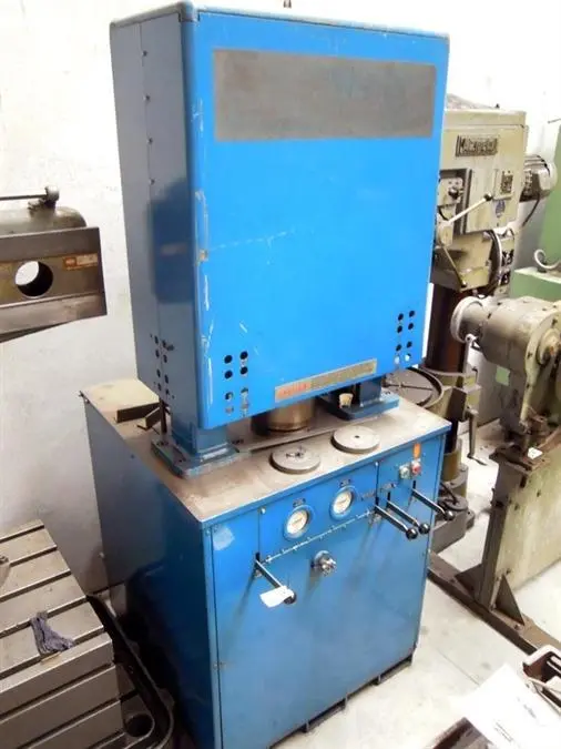Used EXTRUDEHONE ABRASIVE FLOW MACHINING Lapping / Polishing / Grinding BE | Apt International N.V #362095