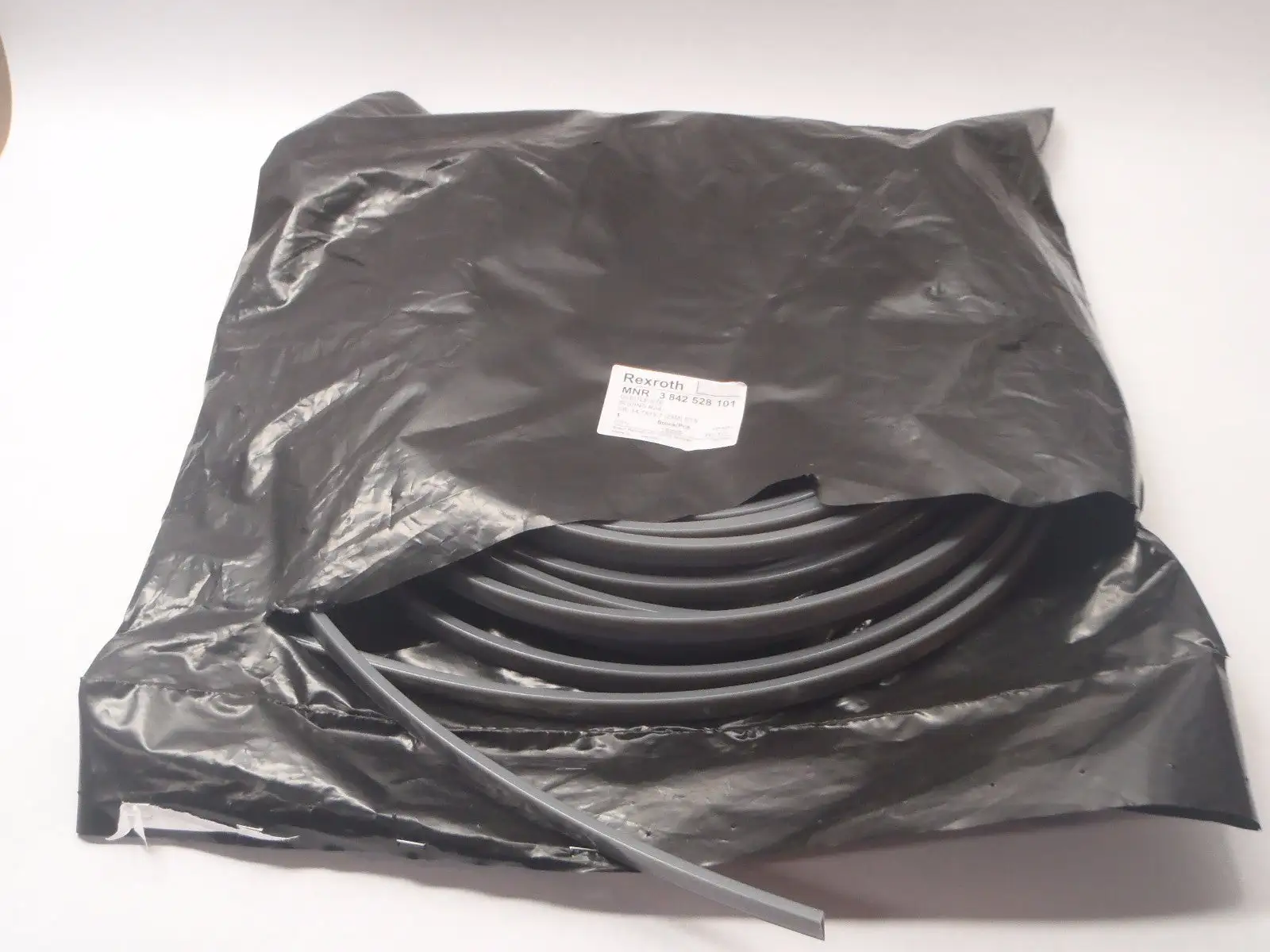 New | in-Stock Rexroth Sliding Rail 14,7 X 15,7 STS PLC Processors Michigan US | Maverick Industrial Sales #1398537