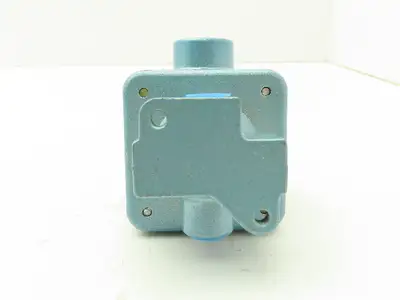 Honeywell Skinner A3LX31 Solenoid Valve 3-Way NC 120V 125 PSI 1/4" NPT -No Coil