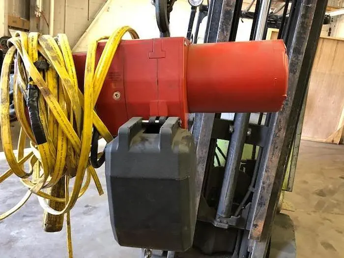 Used 1/2 TON DAYTON HOIST _UNKNOWN_ Hoists (All Types) | Paper Converting Equipment #395901
