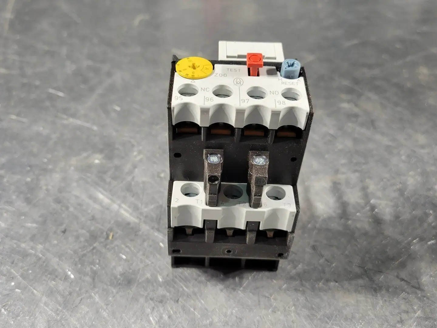 NEW MOELLER Z00-10