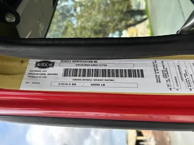 USED 2011 AUTOCAR XPEDITOR
