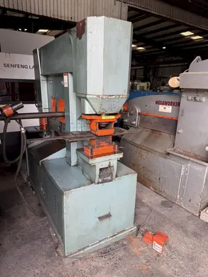 SCOTCHMAN D08514-20M Angle Shear