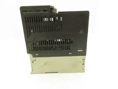 Allen Bradley 25B-D6P0N104 Powerflex 525 3Hp VFD AC Drive 480V 50/60Hz FRN 2.002