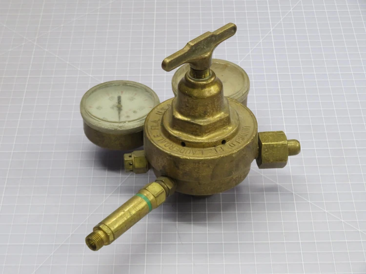 Used UNIWELD _UNKNOWN_ Air Pressure Regulators | OCO Industrial #1642879