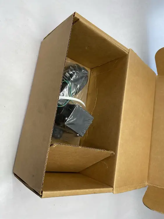New | in-Stock Bison Hollow Shaft Offset Gearmotor 1/20HP 11RPM TENV 562 Series Gearmotors Michigan US | Maverick Industrial Sales #1398742