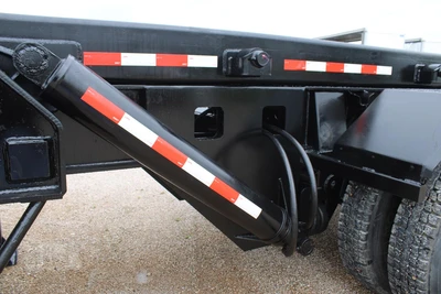 Used 2013 DRAGON PRODUCTS LTD TCT440 Hooklifts & Roll-Offs Texas US | Roll Off Truck World #1491825