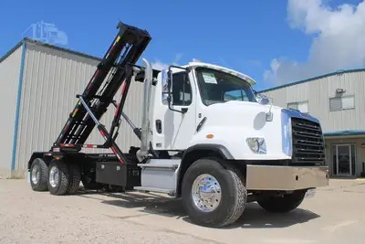 Used 2017 FREIGHTLINER 114SD Rolloff Trucks Texas US | Roll Off Truck World #1491741