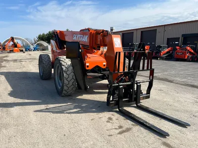 USED 2015 SKYTRAK 10054
