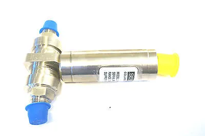 NEW SENSOTEC DPH/F209-01 AMPLIFIED TRANSDUCER DPHF20901