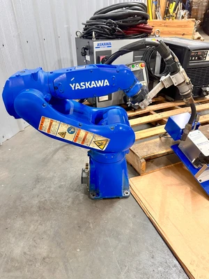 Used YASKAWA AR700 Robots Kentucky US | Industrial Parts R Us Inc. #383430