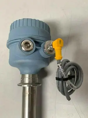 USED ROSEMOUNT 2120 VIBRATING FORK LIQUID LEVEL SWITCH 2120D5RV1NADE0165 W/ 16" PROBE