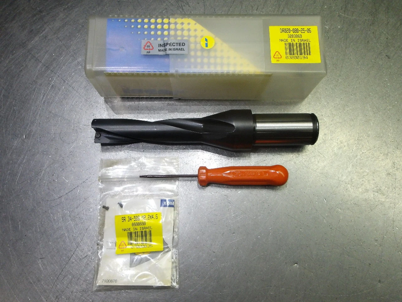 Iscar 20mm Coolant Thru Drill 25mm Shank DR020-080-25-06 (LOC2341)