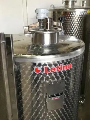 NEW STOCK LETINA 164 GALLON / 620L SW CLOSED STORAGE TANK