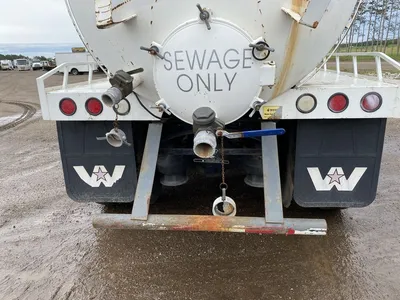 Used 2017 WESTERN STAR W4700SB SEPTIC VACUUM TANK Septic/Sewer/Vacuum Trucks Minnesota US | Carco Truck & Equipment #1514281