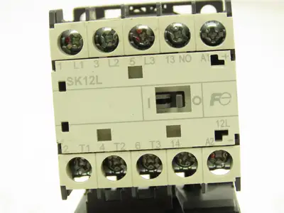 Fuji SK12L Motor Starter Contactor 5.5kW 600V TK12W & Thermal Overload .95-1.45A