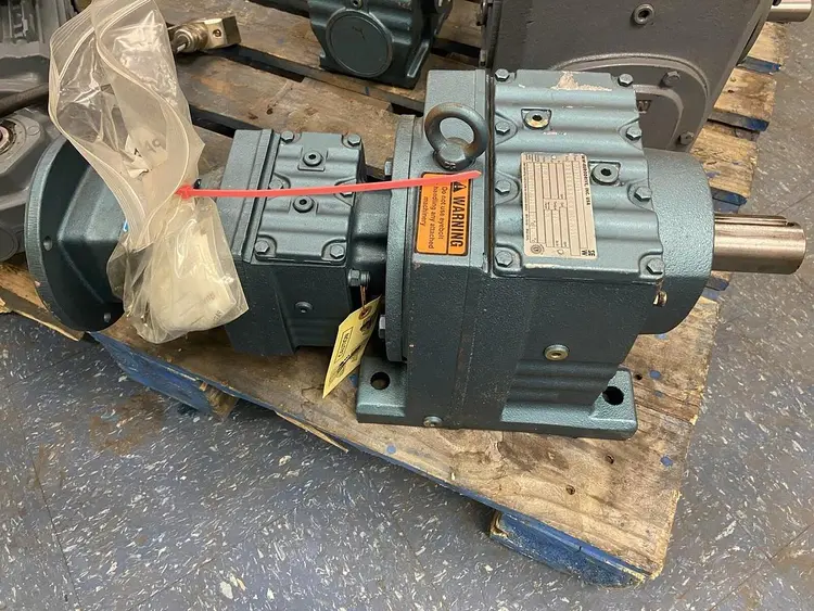 New | in-Stock SEW-EURODRIVE R77R37AM143 Speed Reducers | Surplus Asset Holdings #1205286